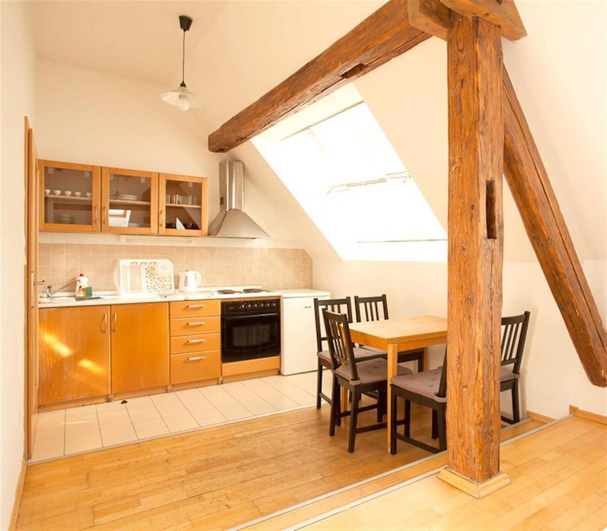 Travellers Hostel Praha Kültér fotó