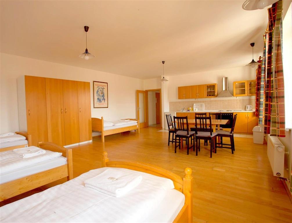 Travellers Hostel Praha Szoba fotó