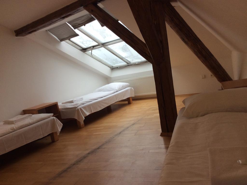 Travellers Hostel Praha Szoba fotó