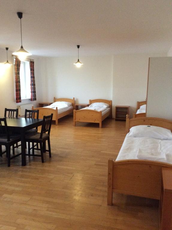 Travellers Hostel Praha Szoba fotó