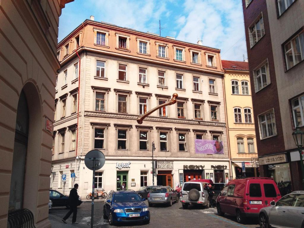 Travellers Hostel Praha Kültér fotó